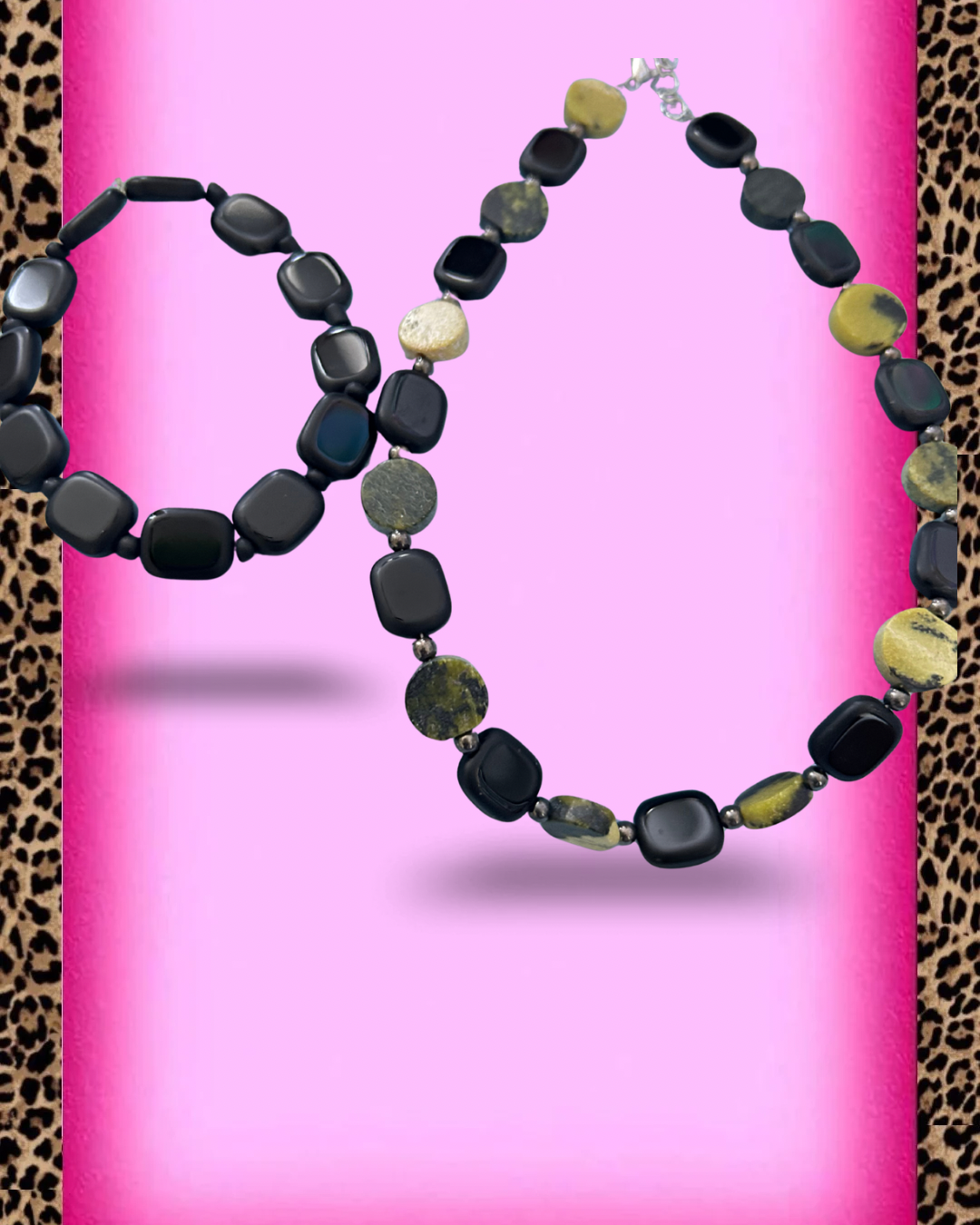 Unisex Serpentine Choker Set